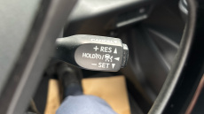 Toyota C-HR 1.8 Hybrid Icon 5dr CVT Hybrid Hatchback